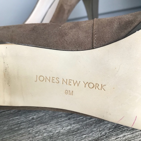 Suede peep toe heels - Picture 4 of 6